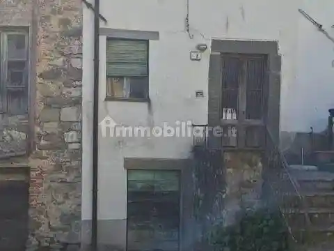 Villa in vendita a Borgo a Mozzano