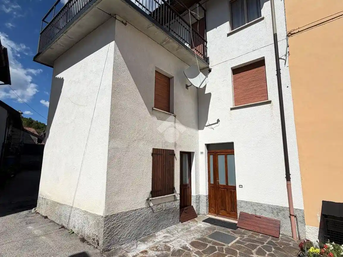 Casa indipendente in vendita a Zuglio
