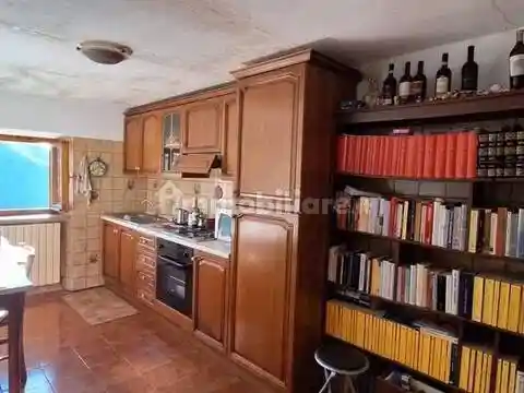 Appartamento in vendita a Bagni di Lucca