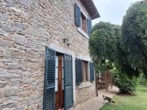 Villa in vendita a Pescaglia
