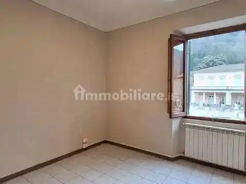 Appartamento in vendita a Bagni di Lucca
