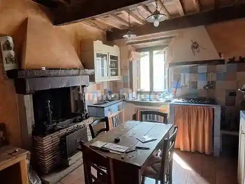 Villa in vendita a Bagni di Lucca