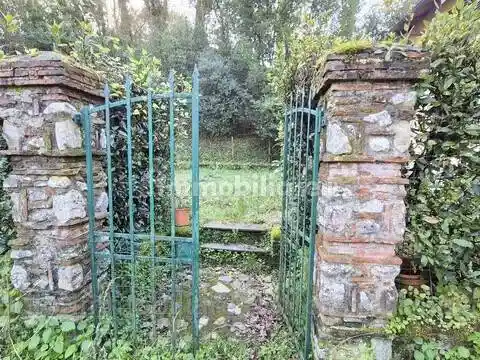 Rustico - Casale in vendita a Camaiore