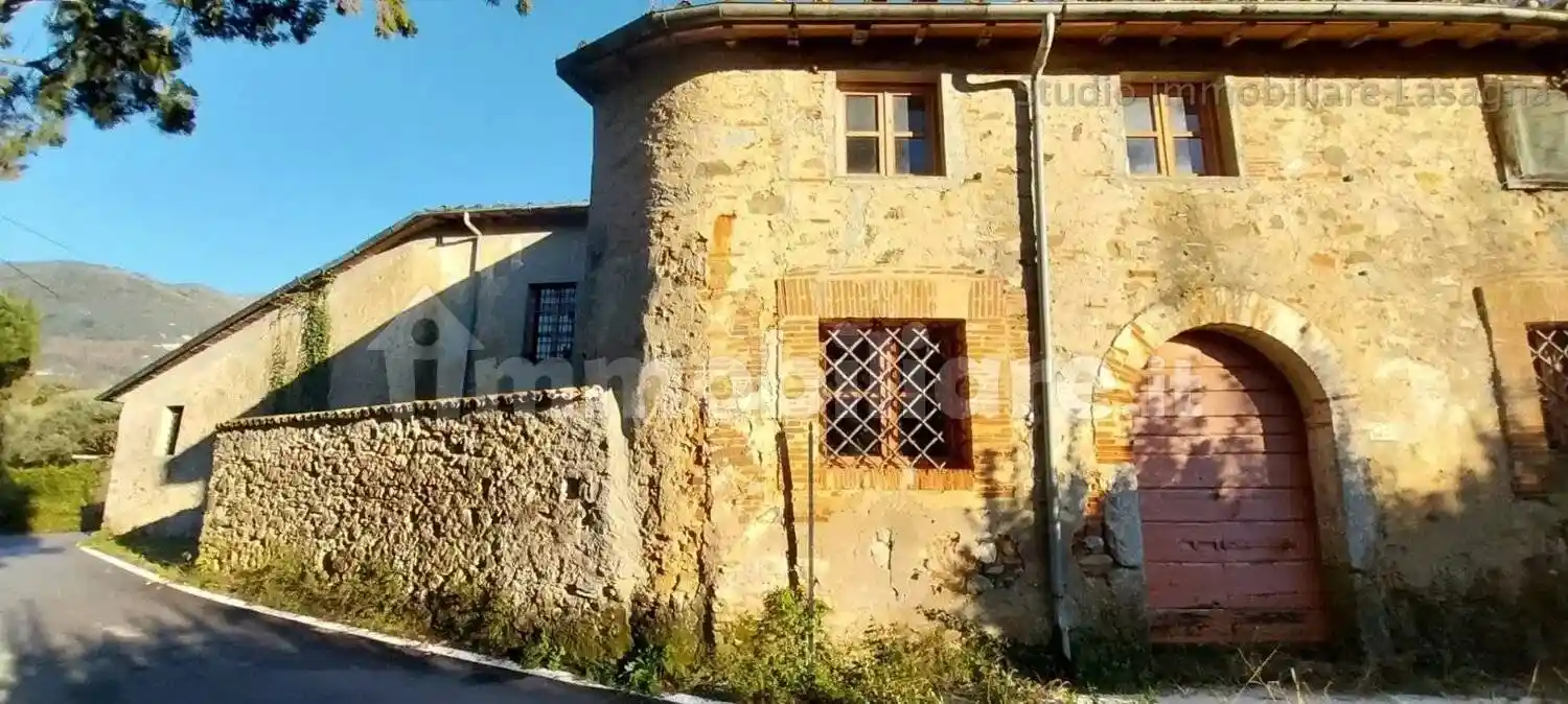 Rustico - Casale in vendita a Camaiore