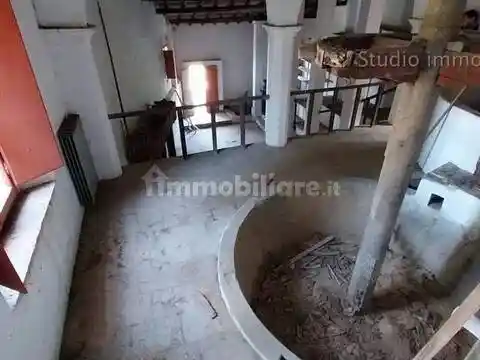 Rustico - Casale in vendita a Camaiore