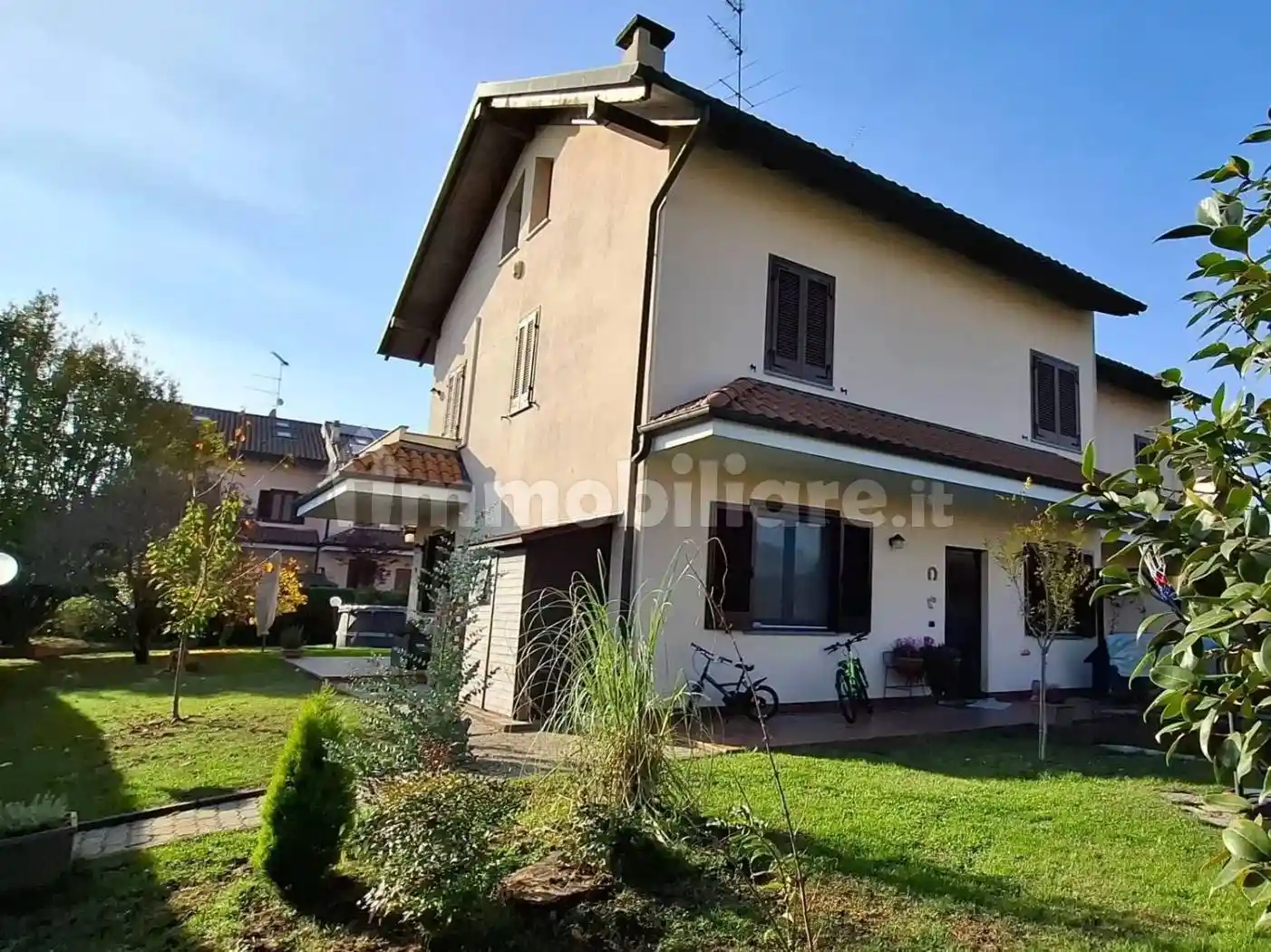 Villa in vendita a Cavallirio