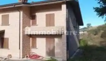 Villa in vendita a Piobbico