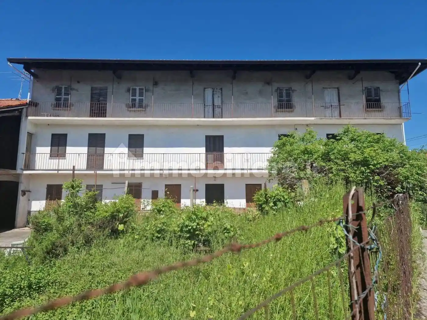 Villa in vendita a Prato Sesia
