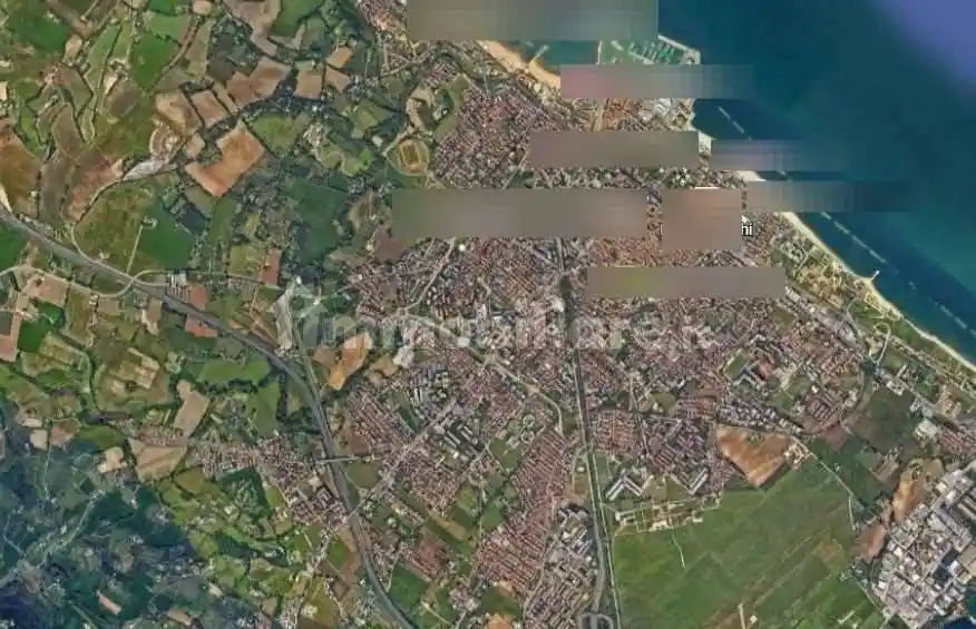 Casa indipendente in vendita a Fano