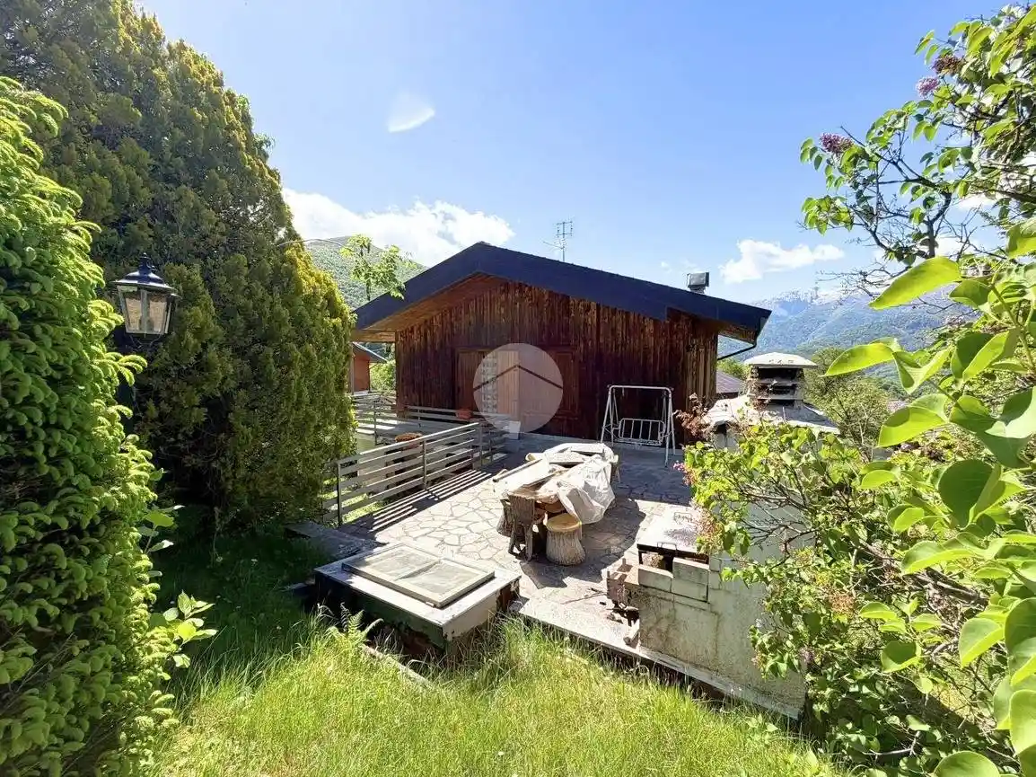 Villa in vendita a Alpette