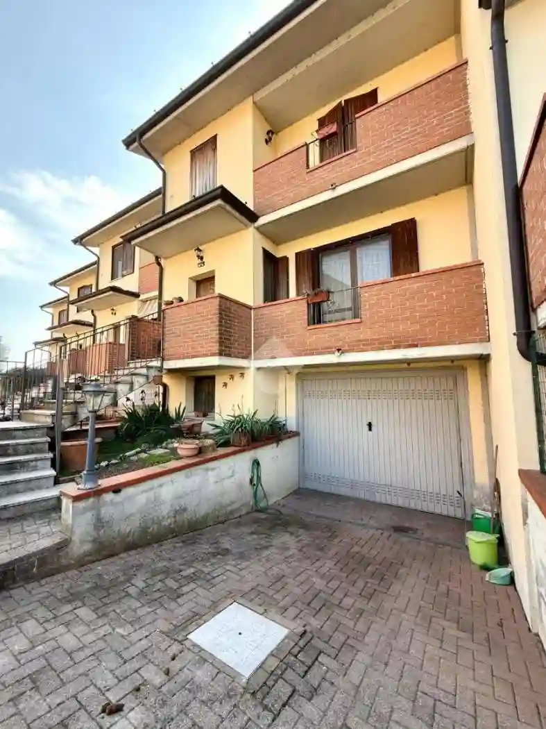 Villetta a schiera - foto 2