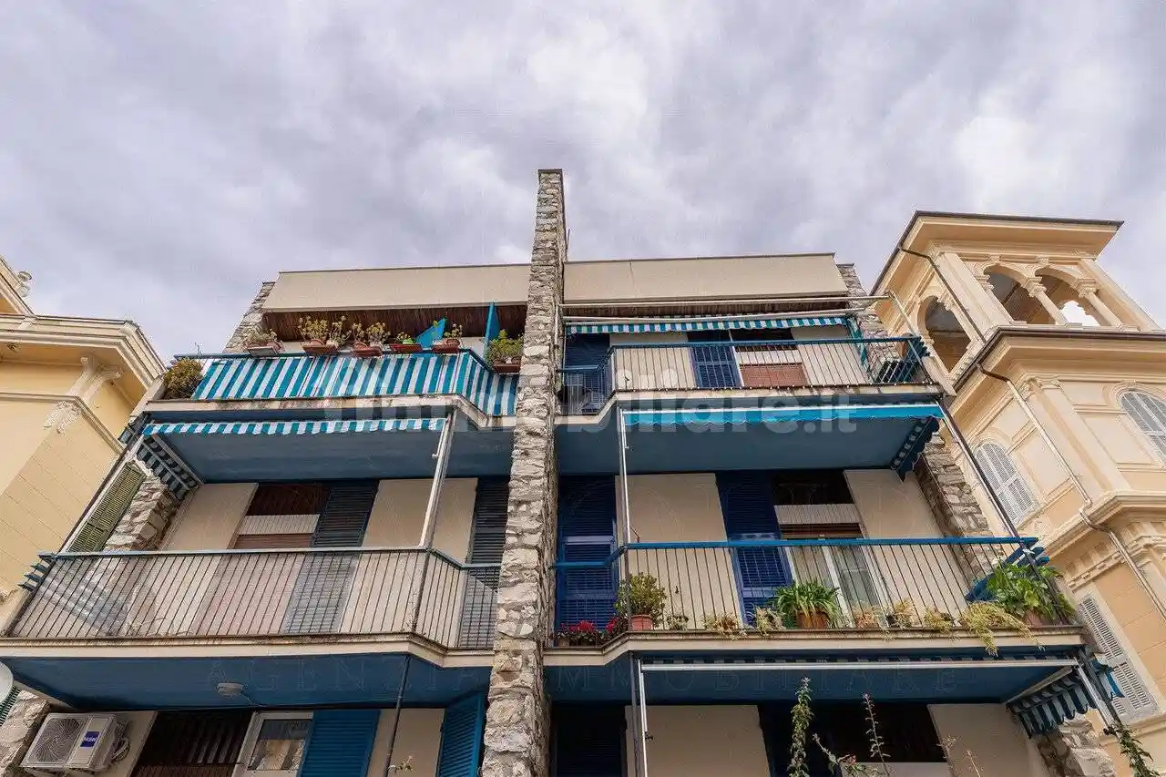 Appartamento in vendita a Lavagna