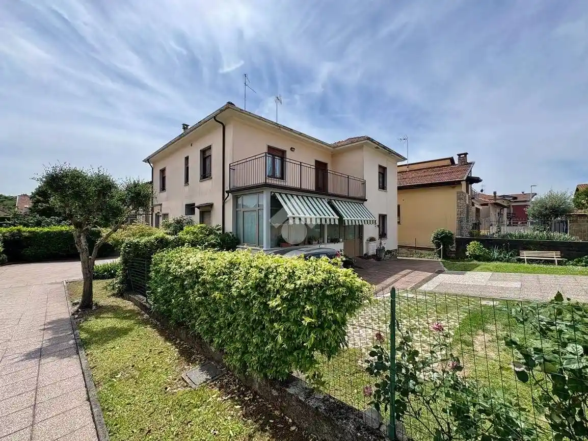 Appartamento in vendita a Adro