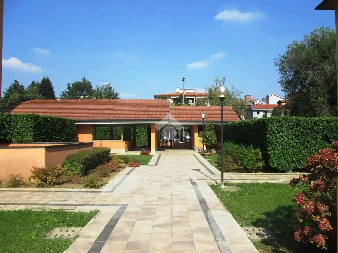 Appartamento in vendita a Monza