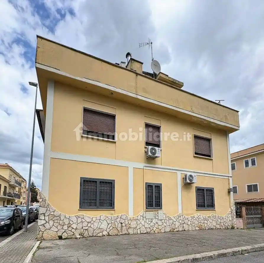 Appartamento in vendita a Latina