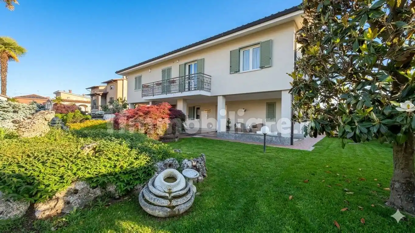 Villa in vendita a Poirino