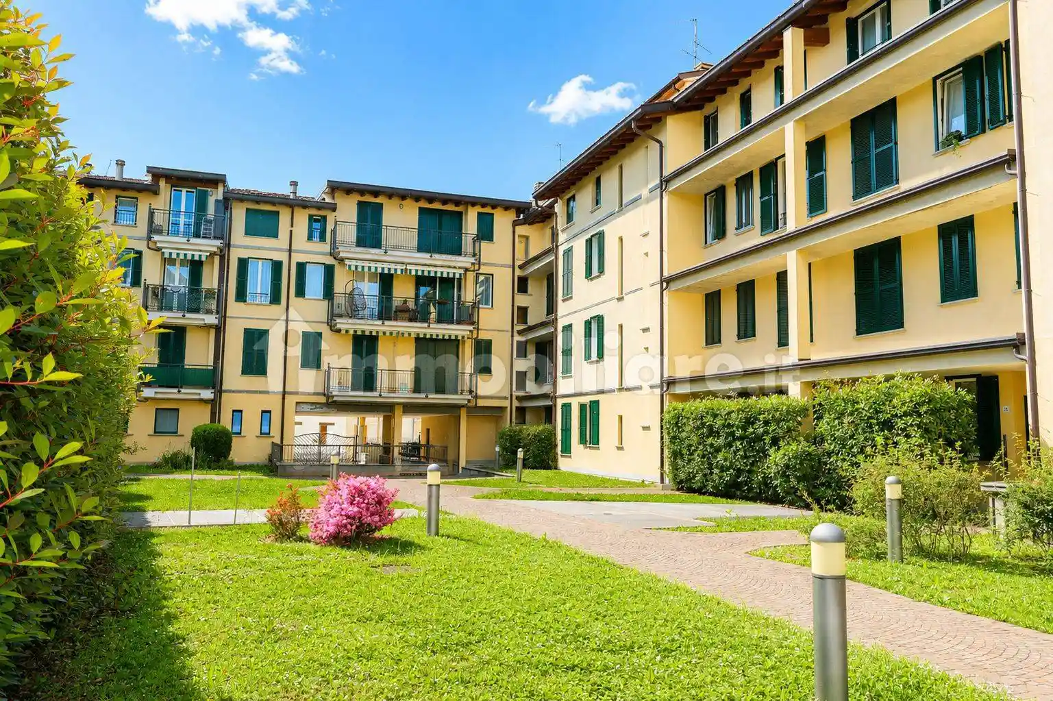 Appartamento in vendita a Seveso