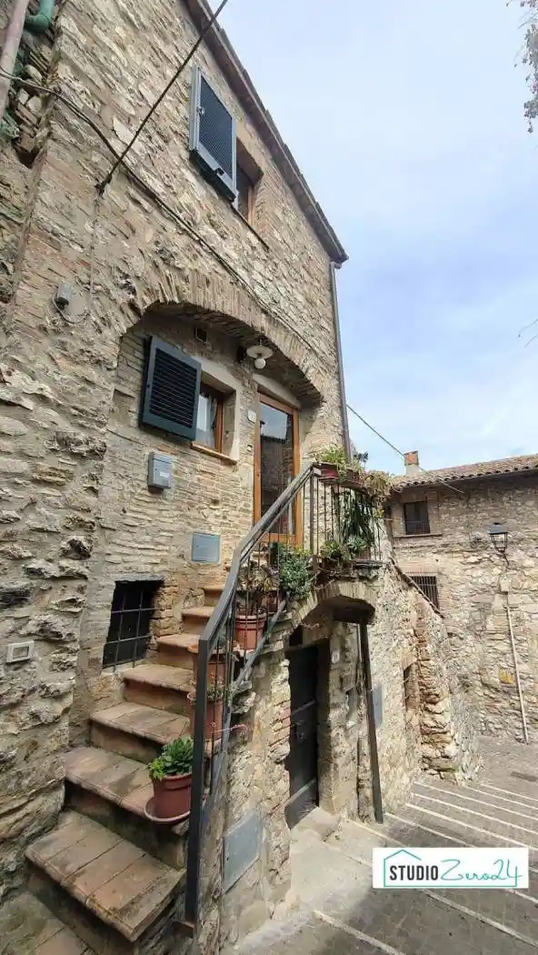 Appartamento in vendita a Montecchio