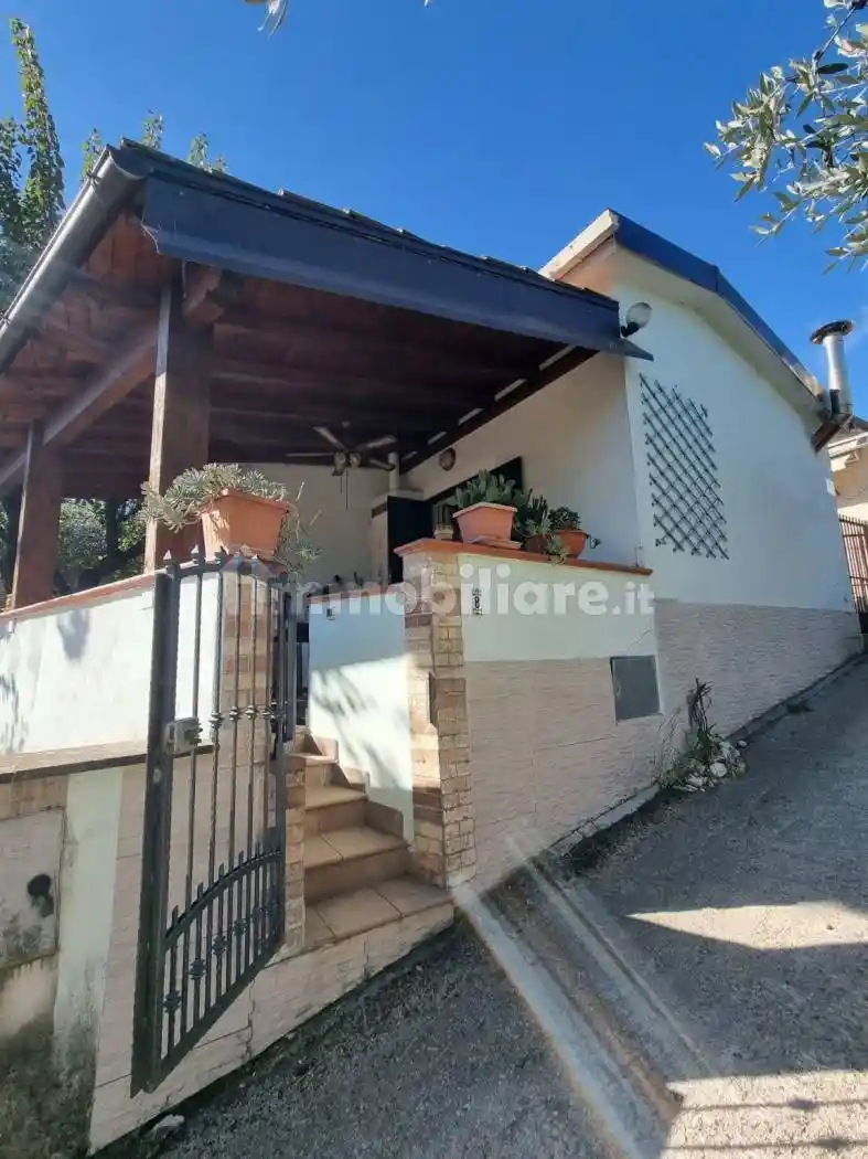 Villa in vendita a Alatri