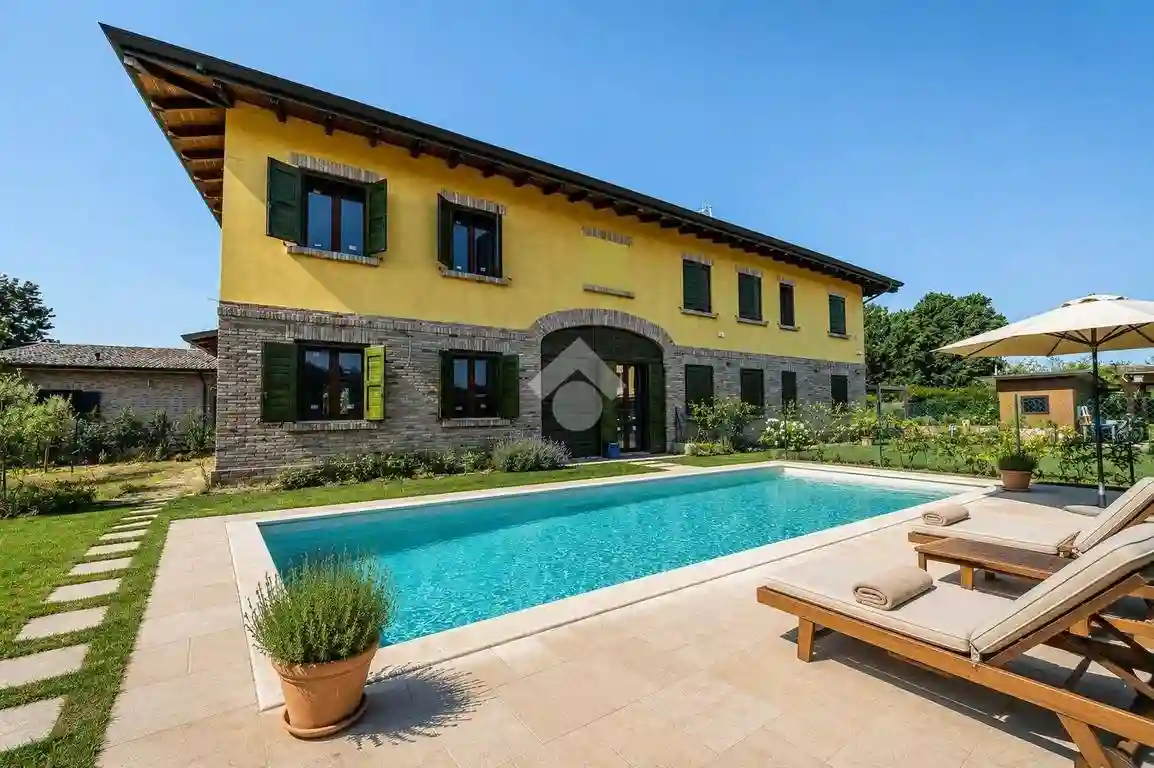 Villa - foto 2