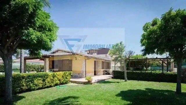 Villa in affitto a Siracusa