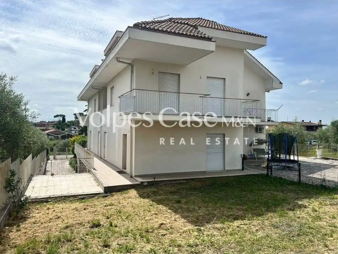 Villa in vendita a Roma