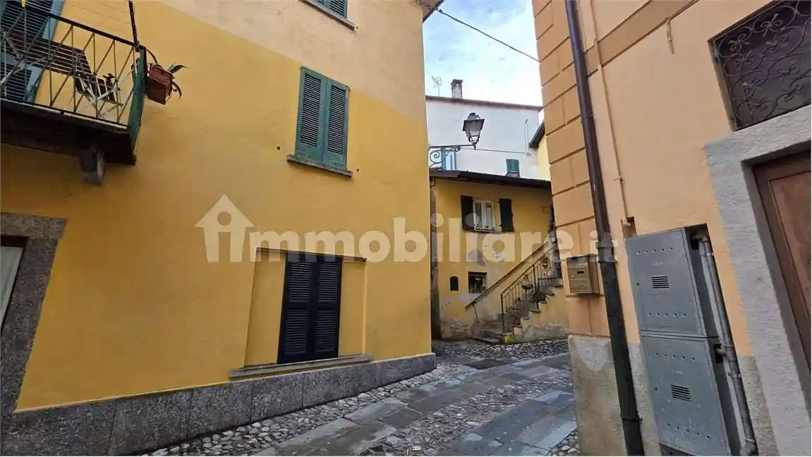 Appartamento in affitto a Sala Comacina