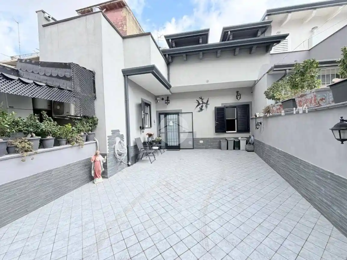 Villa in vendita a Mugnano di Napoli