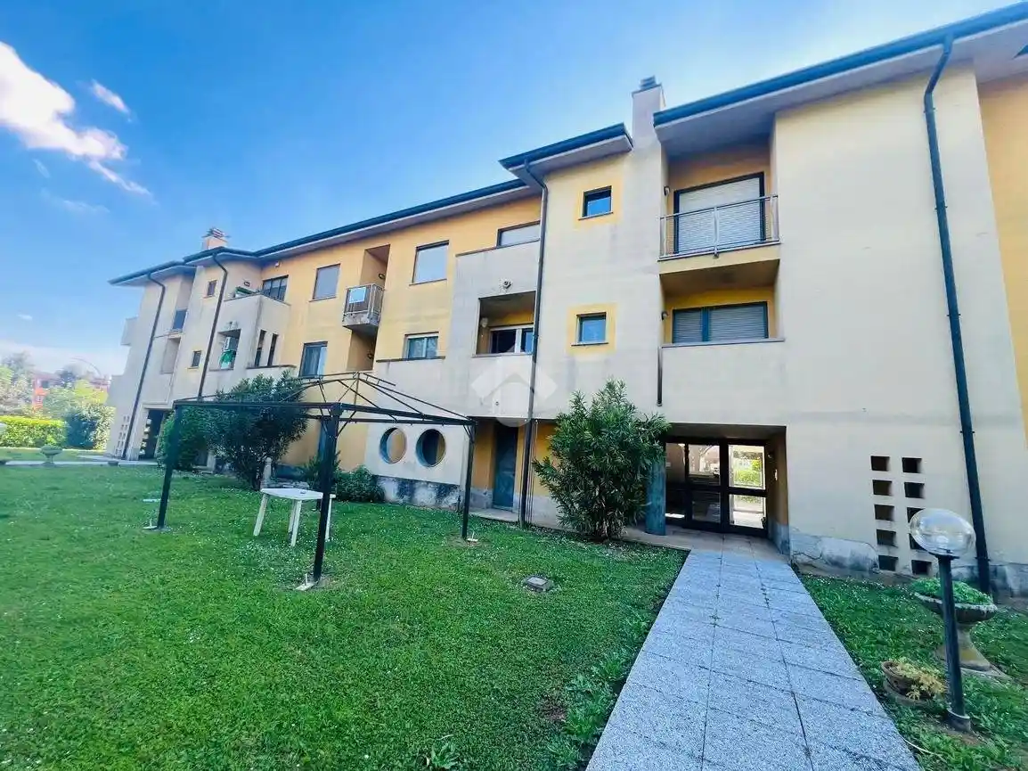 Appartamento in vendita a Mozzanica