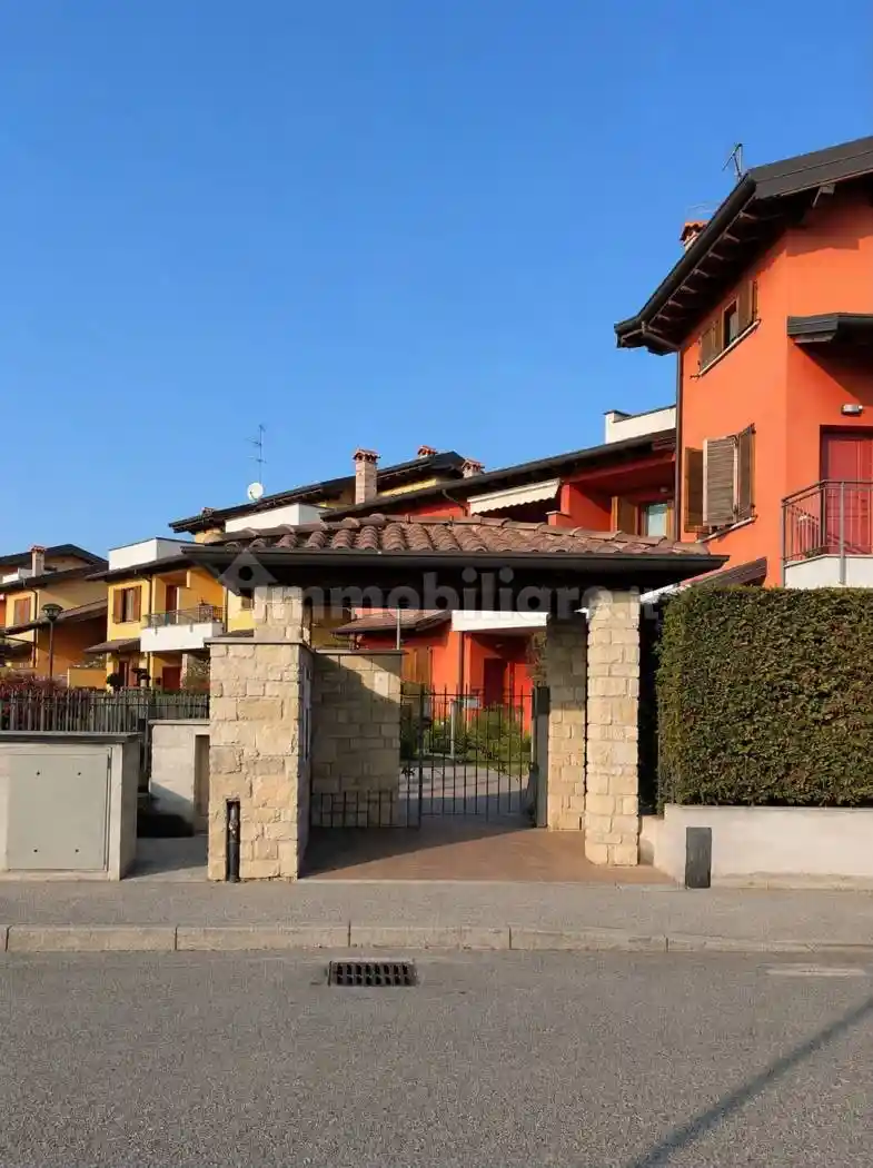 Appartamento in vendita a Osio Sotto