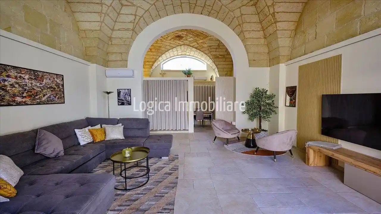 Casa indipendente in vendita a Martano