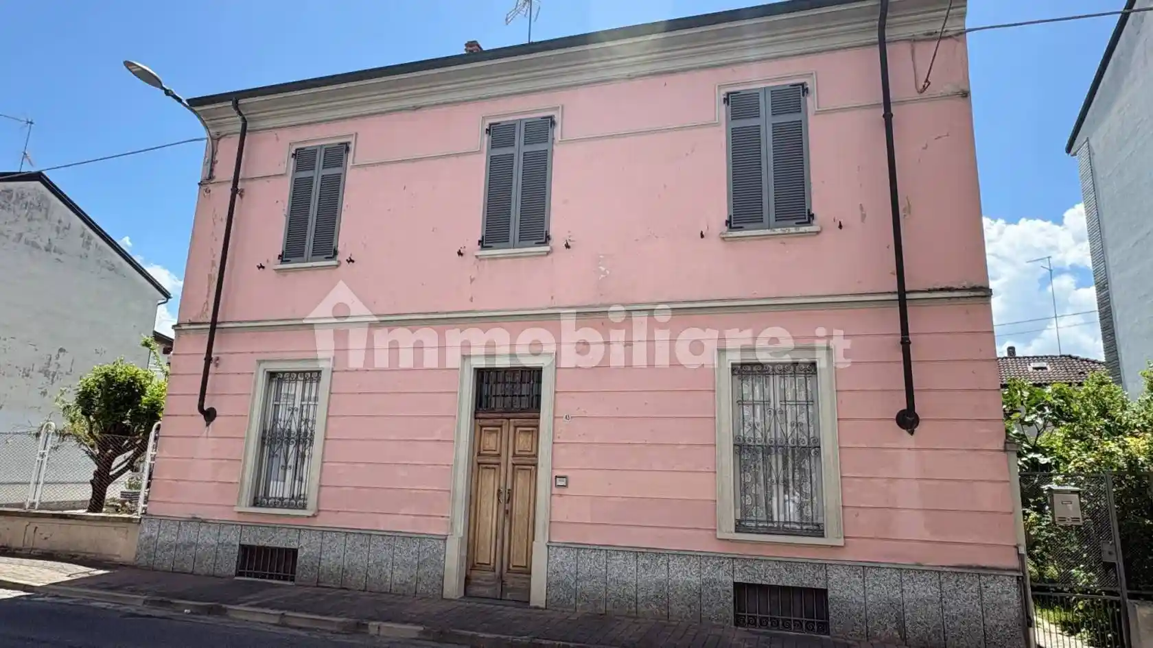 Villa in vendita a Voghera