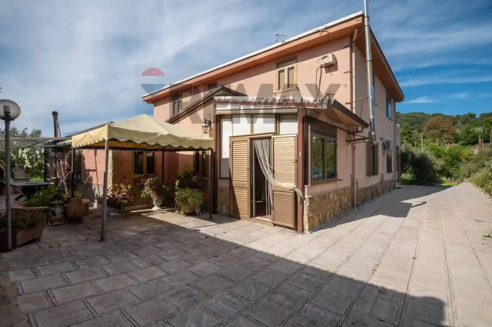 Villa - foto 2