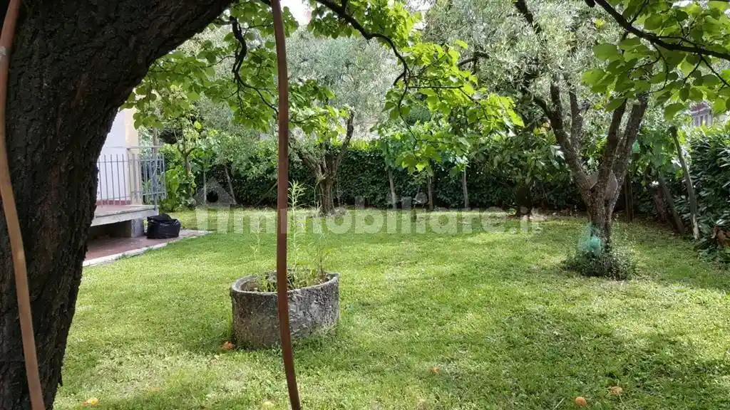 Villetta a schiera in vendita a Montemurlo