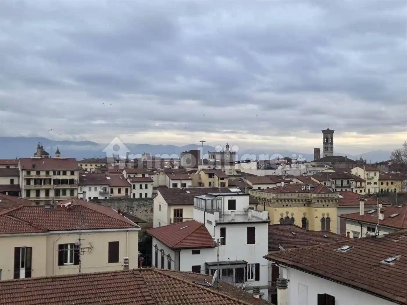 Appartamento in vendita a Prato