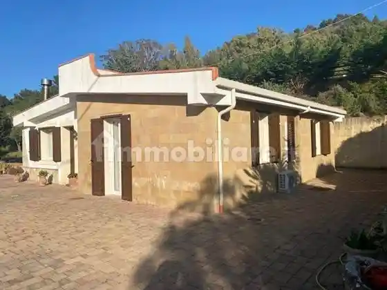 Villa in affitto a Caltanissetta