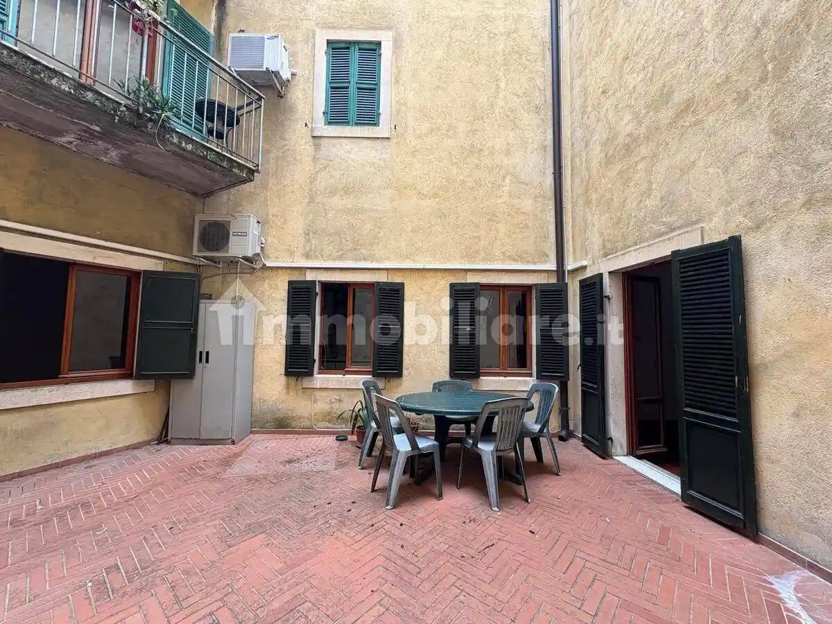 Appartamento in affitto a Verona