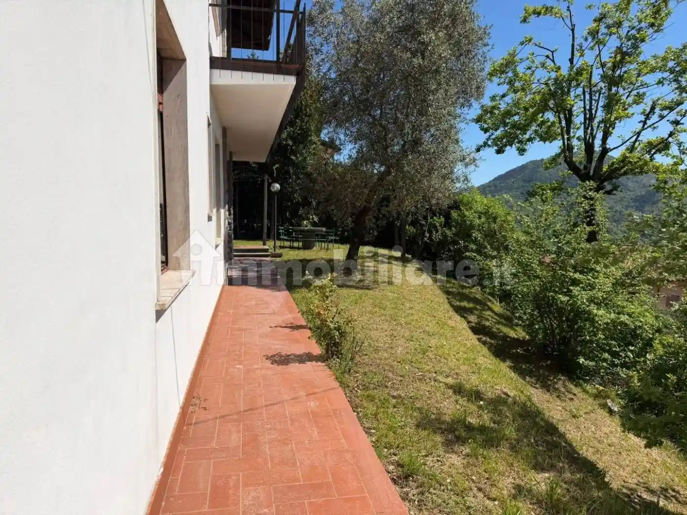 Casa indipendente in vendita a Podenzana