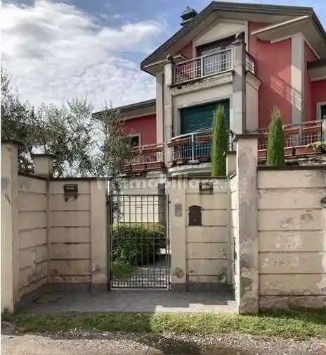 Villa in vendita a Cortenuova