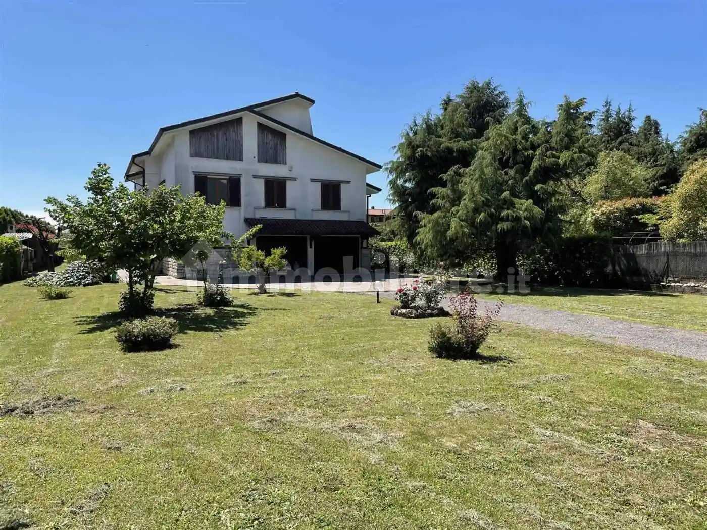 Villa in vendita a Trescore Balneario