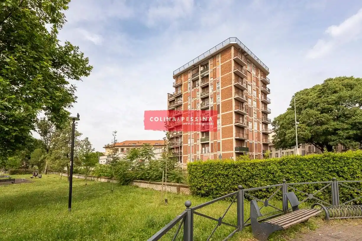 Appartamento in vendita a Monza