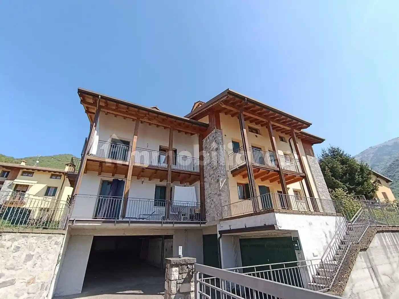 Appartamento in vendita a Zone