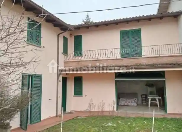 Appartamento in vendita a Castelnovo Ne' Monti