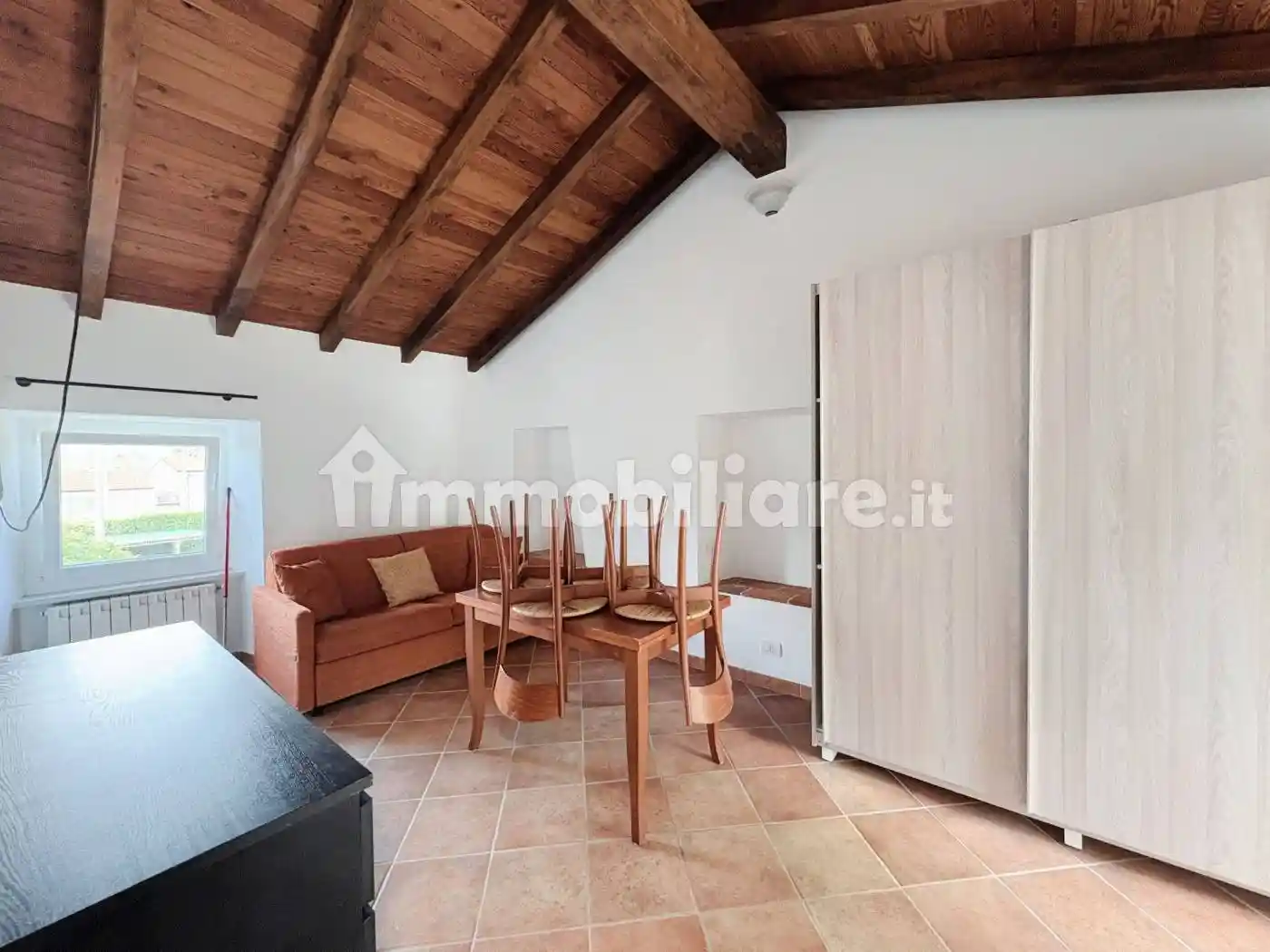 Appartamento in affitto a Sarzana