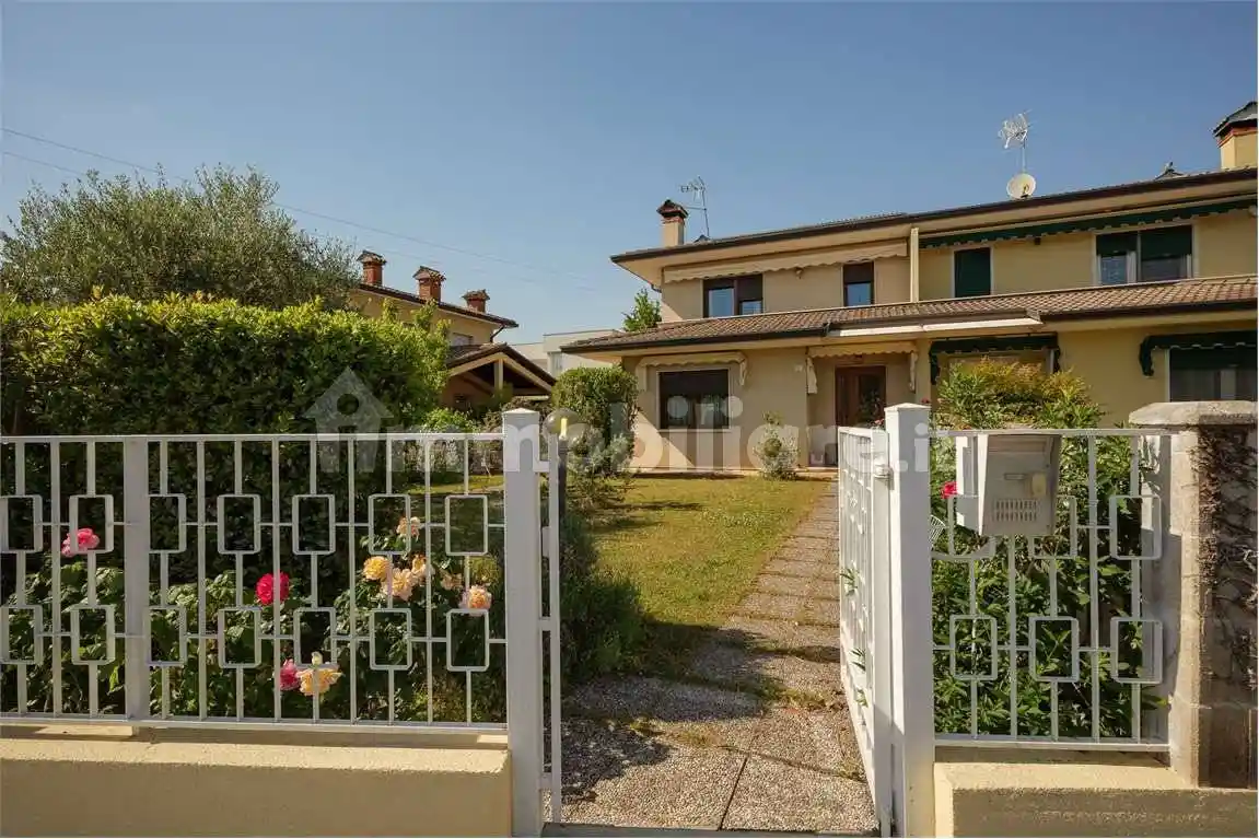 Villa in vendita a Montebelluna