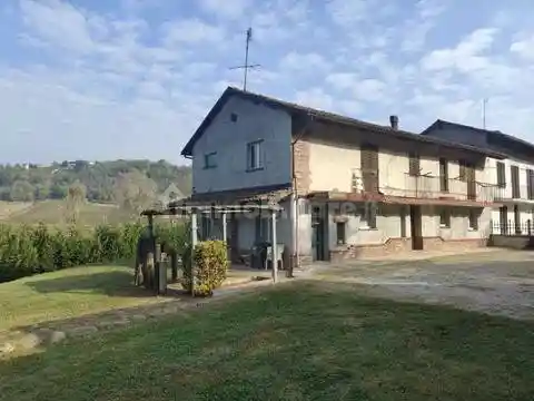 Rustico - Casale in vendita a Nizza Monferrato