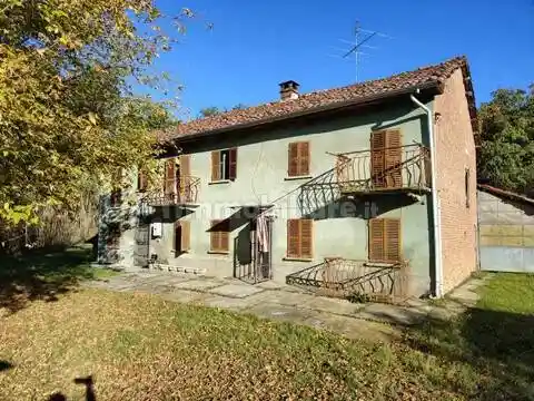 Rustico - Casale in vendita a Portacomaro