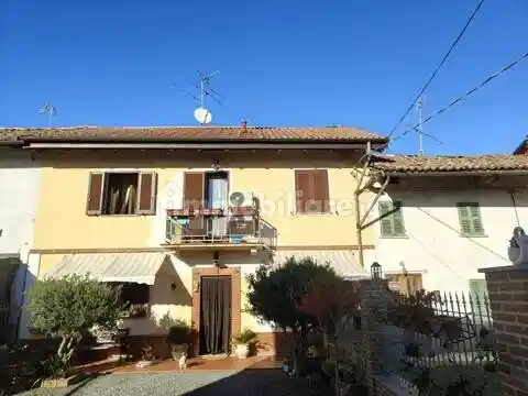 Villa in vendita a Agliano Terme