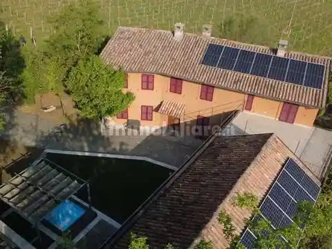 Rustico - Casale in vendita a Calosso