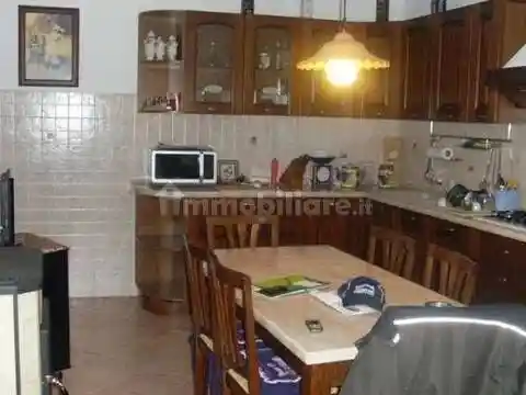 Rustico - Casale in vendita a Castelnuovo Belbo